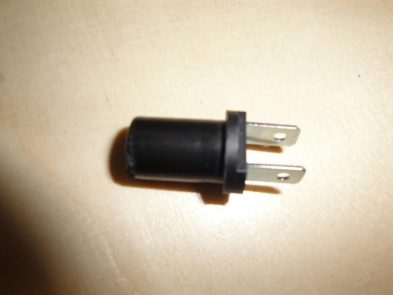 Lampenfassung BA9s