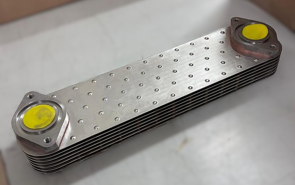 Engine oil heat exchanger